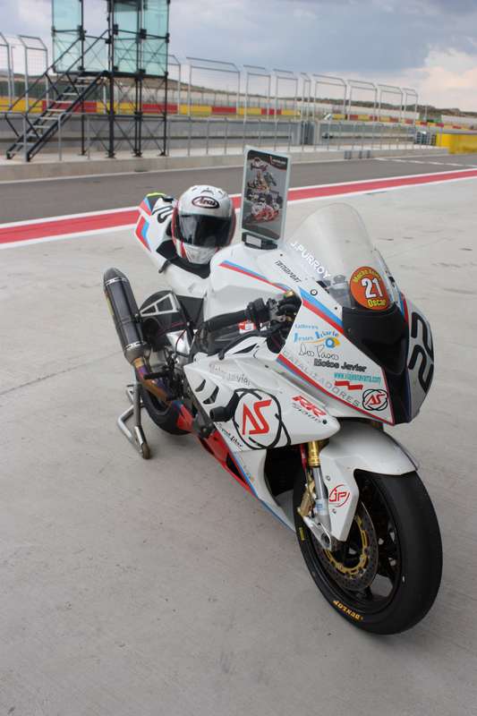 Jon Purroy entra en los puntos en la Segunda Carrera del CEV disputada en Motorland